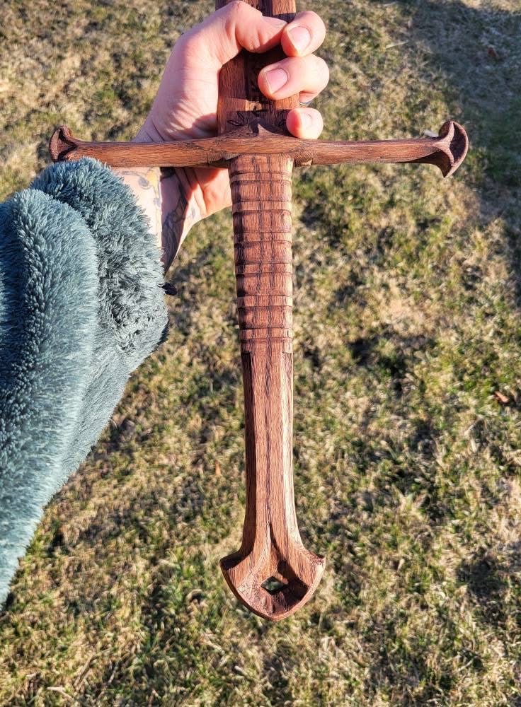 The Ranger - Solid Hardwood Two-Handed Sword - Cosplay & Display Replica